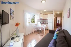 Apartamento con ascensor en primera línea - Image 3