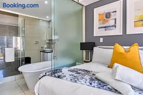 HYDROPARK ELITE SANDTON SUITEs - Image 3