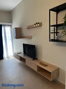 SEASIDE APARTMENTS - Image 2
