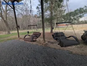 The Bunkhouse at the Farm - Image 3