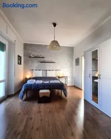 Conero Apartments - Image 1