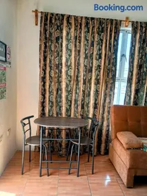 Suite amplia privada a 8 min del centro - Image 2