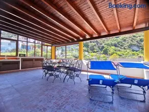Rosa's house - Image 2