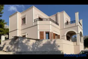 Persephone's Villa - Image 5