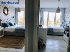 Biały Apartament Hampton w Playa Baltis - Image 1
