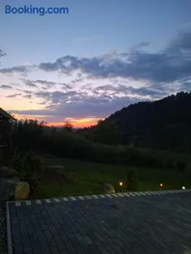 Cabana 3 Stejari Maramureș - Image 1