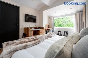 The Quorum Guest House - Image 3