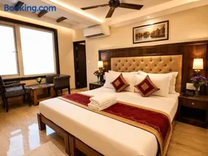 Hotel Atlanta Continental, Paharganj New Delhi - Image 1