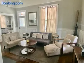 Classic/Modern Downtown Home - Image 3
