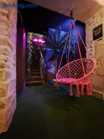 La Bayeuzen - La Tropicale - Love Room - Image 5