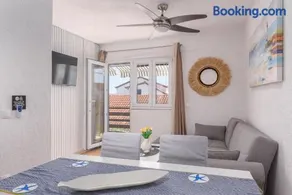 Apartment Bougainvillea - Image 1