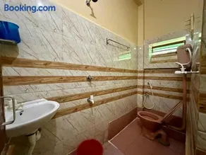 Monalisa Lodge - Image 2