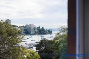 Double Bay Art Deco Apartment with Harbour Vistas - Image 2