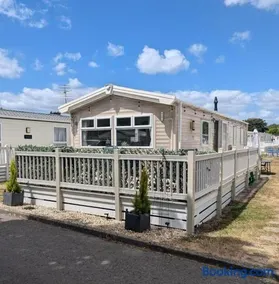 Casita De Cuervo at Shorefield Park - WIFI - Pet Friendly - Passes Included - Image 3