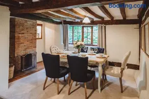 Laundry Cottage - Image 1