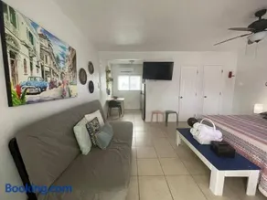 Cozy Studio near Coconut Grove - Image 2