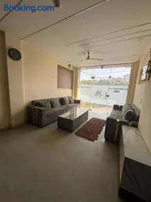 Hotel Red Diamond Residency - Image 3