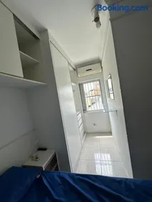 Apartamento Praia da Enseada - hidromassagem, ar condicionado sala e quartos e wifi - Image 3