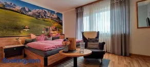Waldhotel am Turm - Image 2