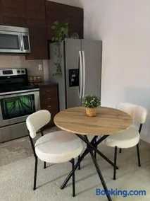 Cozy studio in Marina del Rey - Image 2