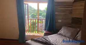 Tree House Luxe - Image 4
