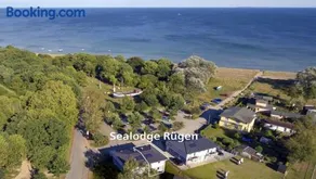Sealodge Rügen mit gratis Sauna- und Schwimmbadnutzung im AHOI Sellin - Image 1