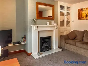 Estate Cottage - Image 2