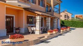 Beautiful Villa Parenzana with pool in Vizinada - Image 2