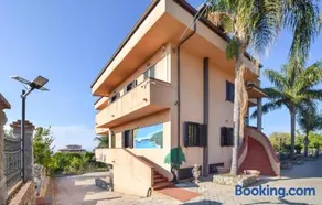 Esclusivo Residence di 6 Appartamenti con Piscina Privata a Capo Vaticano - Image 4