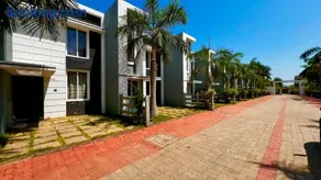 Villa 25 Eat-Sleep-Beach-Repeat - Image 1