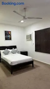 Big & Quiet Apartment - Image 5