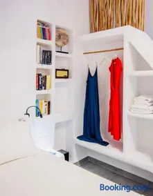 Galanis Sweet Home Milos - Image 1
