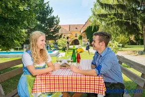 Winzerhof Familie Bogner - Image 2