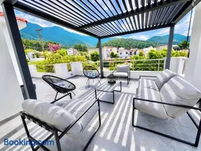 Elios Serenity House - Image 1