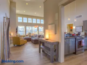 Hello Sunshine #51 with Carriage House - Image 5