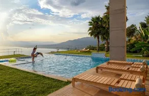 Landmark - ορόσημο - Image 2