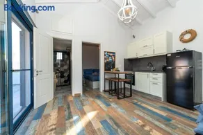 The Dona House - Image 4