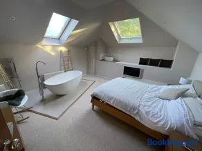 Beautifully Converted Chapel - Image 5