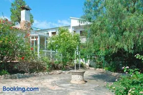 Tranquil Oasis near Unspoilt Natural Beaches - Image 3