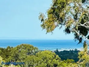 Ocean View 3 bedroom entire house central of Caloundra - Image 1