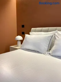 Raha Suites - Image 5