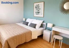 Spacious Apartment with Free Parking near Prague - Image 1