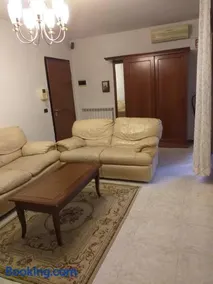 Casa Gabbiano near Venice by train - Image 1