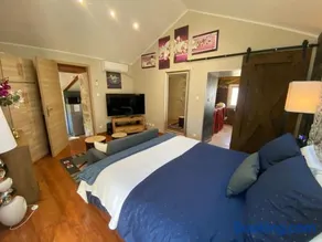 Nid du merle avec sauna et jacuzzi privatif - Image 2