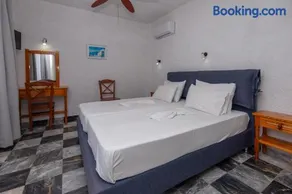 Violetta Seaside Studios&Apartments - Image 2