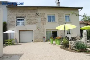 Les Trois Maisons - Image 4