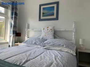 Lagoon View Cottage - Image 2