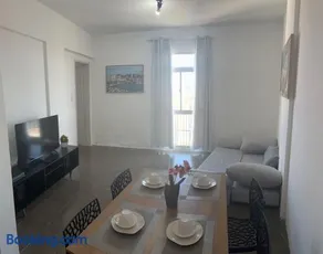 Apartamento recém reformado no bairro politeama centro - Image 1