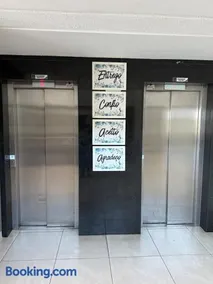 Flat moderno e confortável - excelente localização - Image 4