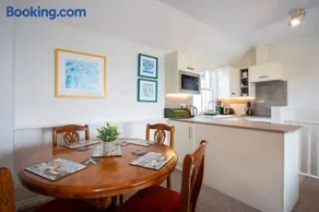 Tredreath, Manor Cottages - Image 5